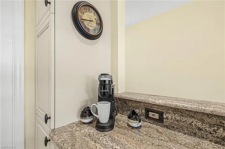 1926 Se 43rd St 217, Cape Coral, Florida 33904