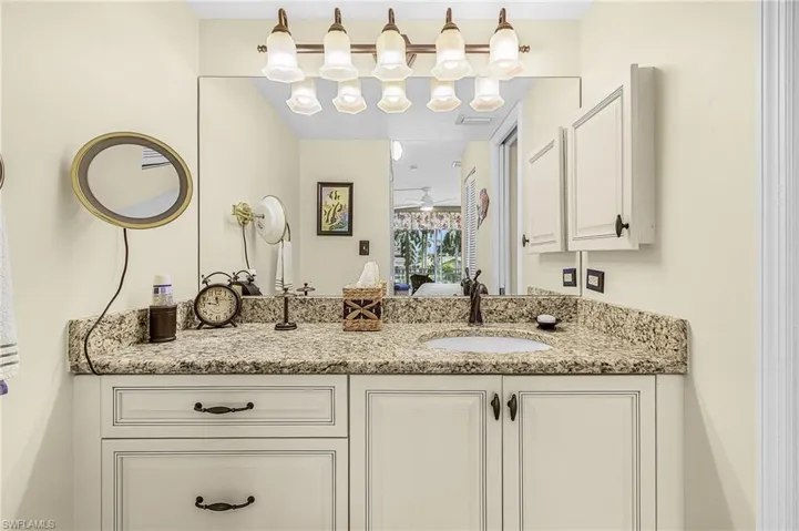 1926 Se 43rd St 217, Cape Coral, Florida 33904
