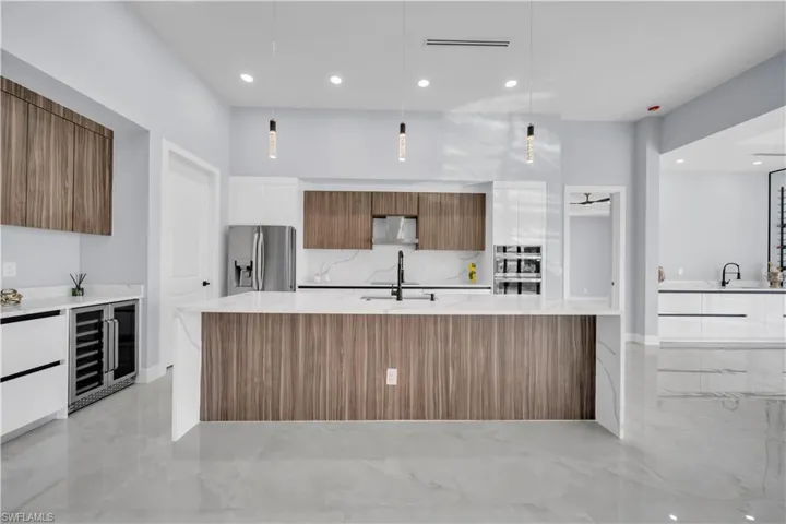 10 Sw 35th Ave, Cape Coral, Florida 33991