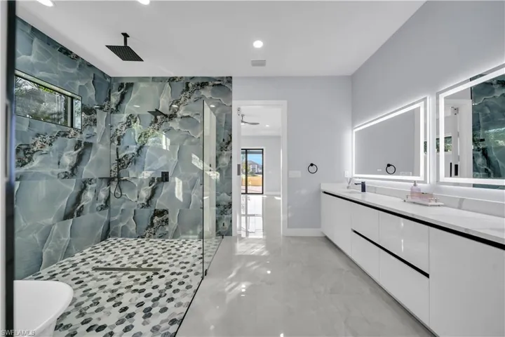 10 Sw 35th Ave, Cape Coral, Florida 33991