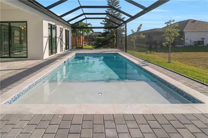 10 Sw 35th Ave, Cape Coral, Florida 33991
