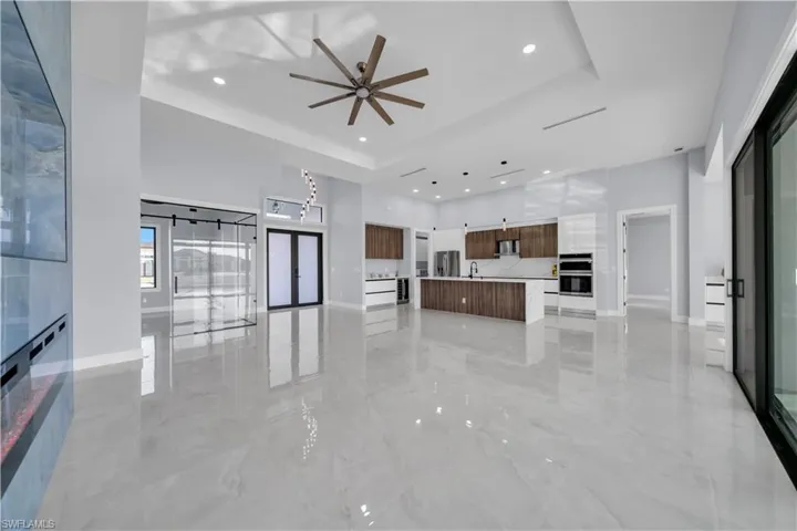 10 Sw 35th Ave, Cape Coral, Florida 33991