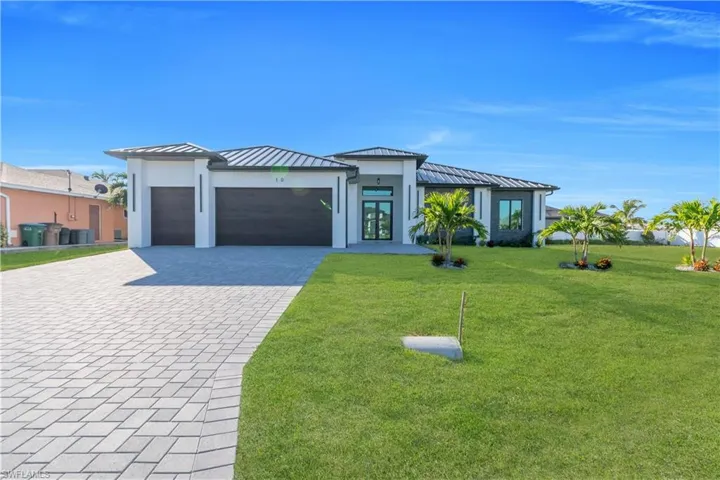 10 Sw 35th Ave, Cape Coral, Florida 33991