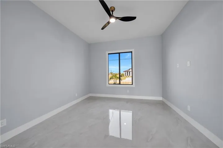 10 Sw 35th Ave, Cape Coral, Florida 33991