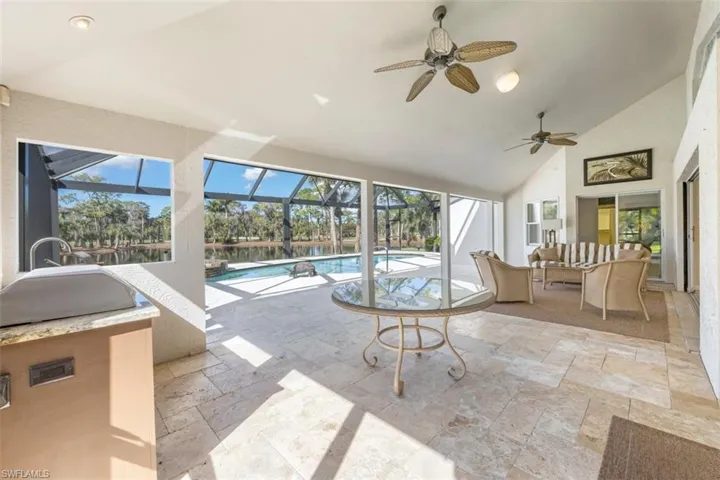 oversized Lanai area