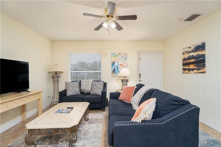 2400  55th SW TER, Naples, FL 34116