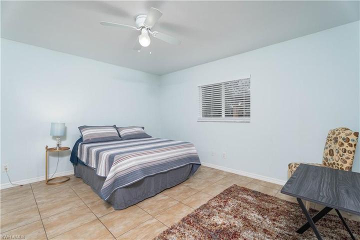 2400  55th SW TER, Naples, FL 34116