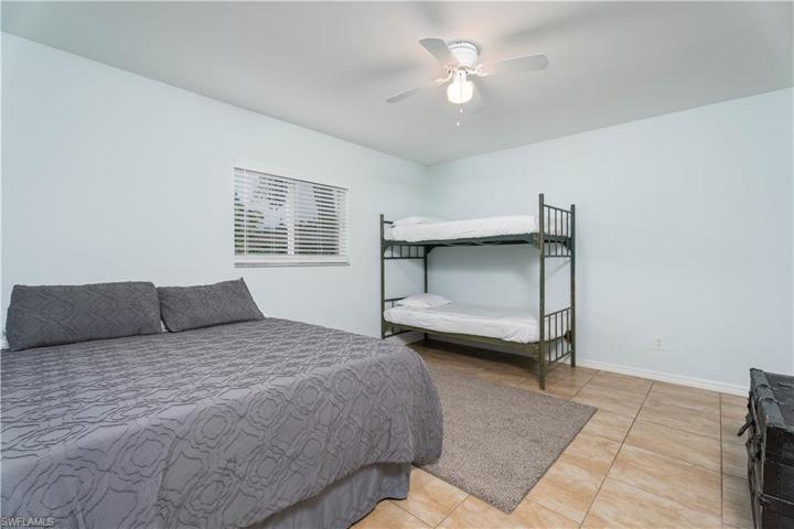 2400  55th SW TER, Naples, FL 34116