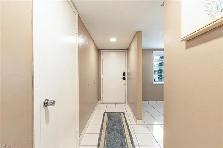 2244 Winkler Ave 108, Fort Myers, Florida 33901