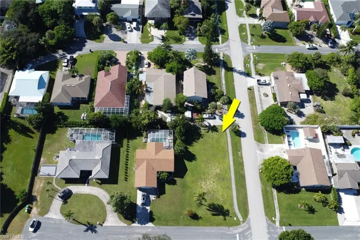 245 Quail Dr, Marco Island, Florida 34145