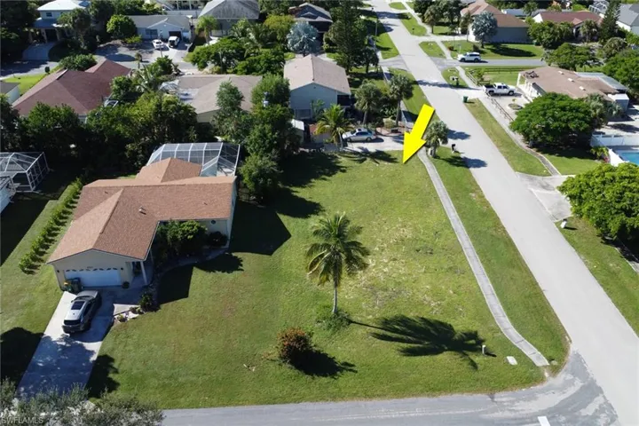 245 Quail Dr, Marco Island, Florida 34145