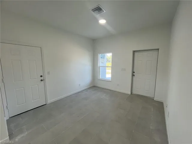 4702  Connie S AVE, Lehigh Acres, FL 33976