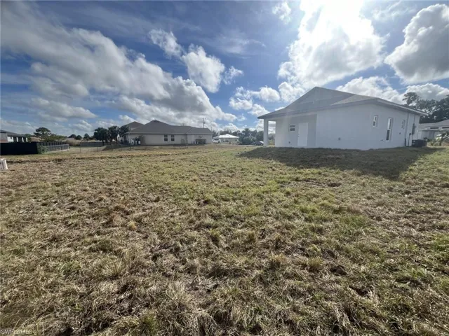 4702  Connie S AVE, Lehigh Acres, FL 33976