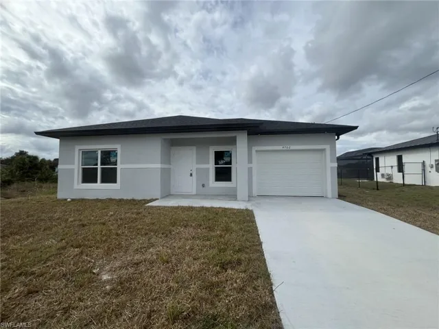 4702  Connie S AVE, Lehigh Acres, FL 33976