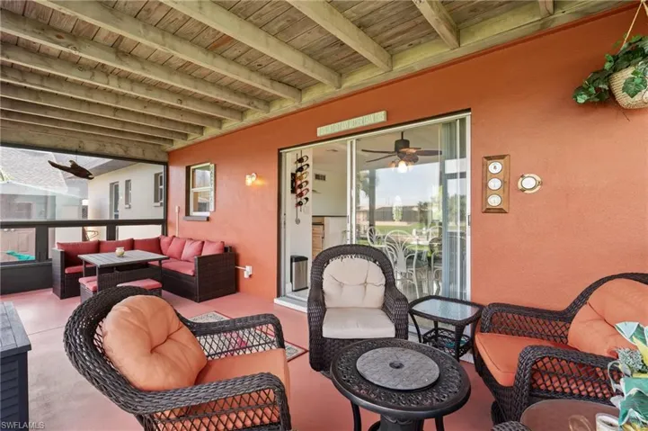 View of patio / terrace featuring an outdoor living space