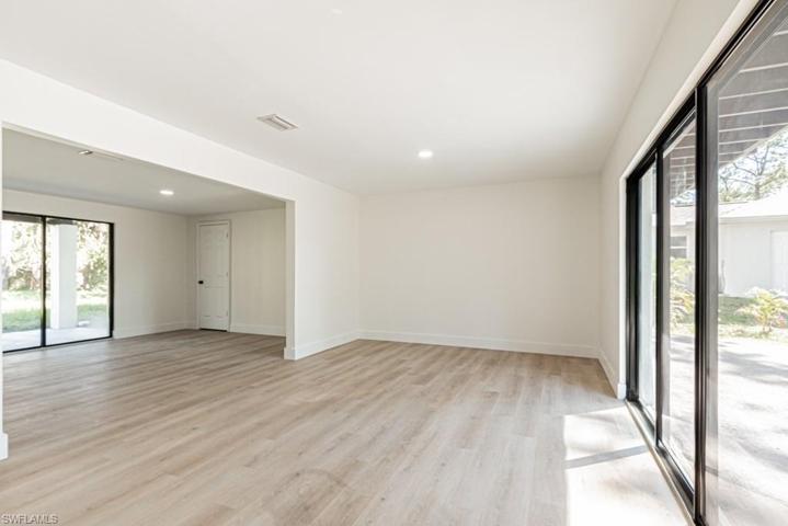 Air conditioned space can be made into separate apartment/in-law suite