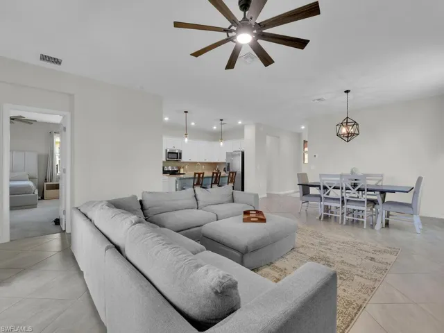3637 Passion Vine Dr, Alva, Florida 33920