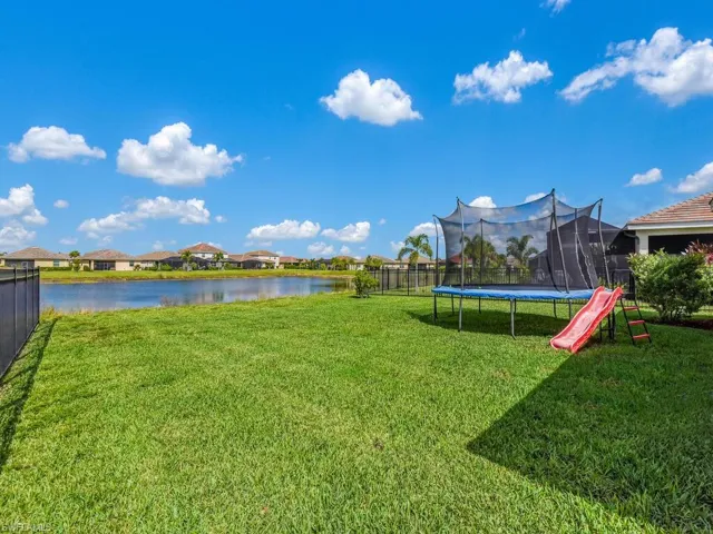 3637 Passion Vine Dr, Alva, Florida 33920