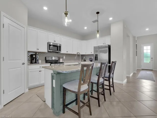 3637 Passion Vine Dr, Alva, Florida 33920