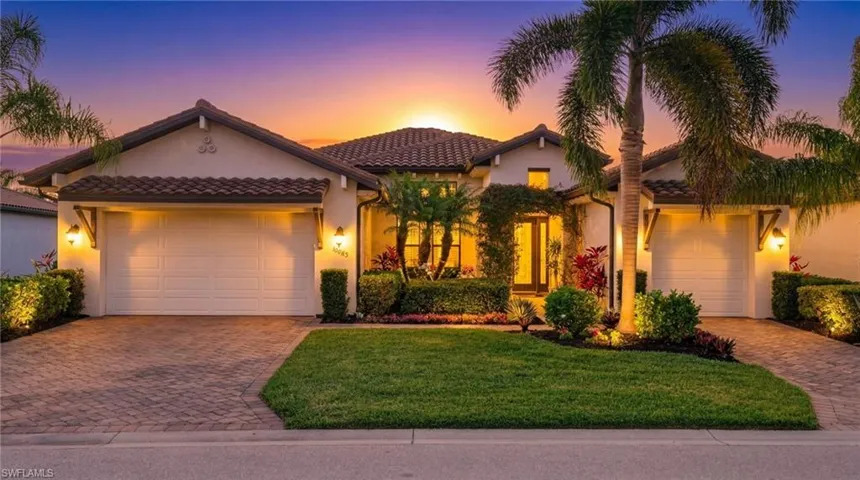 10085 Avalon Lake Cir, Fort Myers, Florida 33913