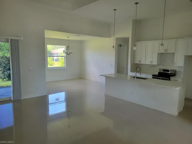 2128 Ne 40th St, Cape Coral, Florida 33909