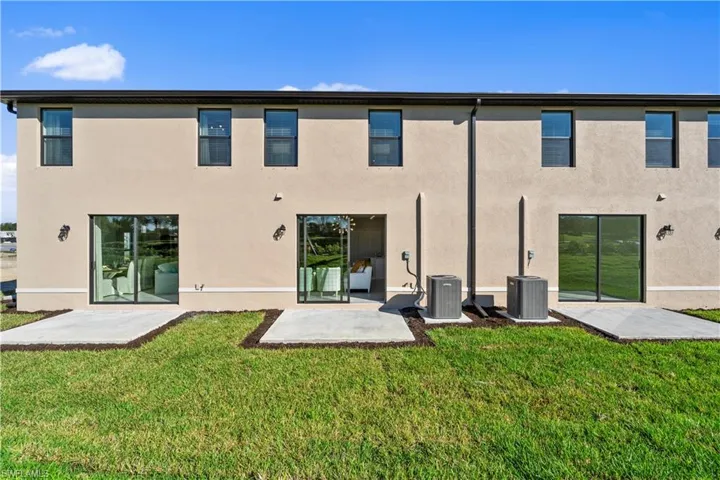 14051  Oviedo  PL, Fort Myers, FL 33905