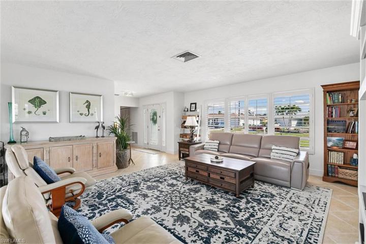 Living Room View to Street