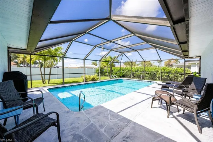 420 Sw 37th St, Cape Coral, Florida 33914