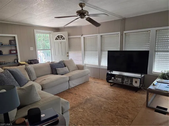 Make this your full-time residence or vacation getaway.