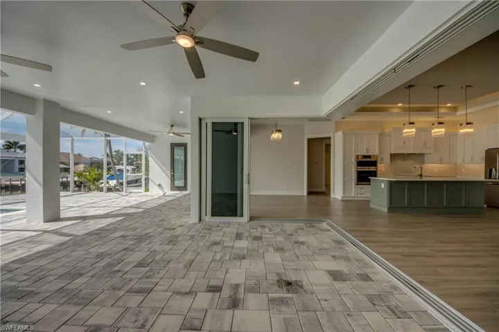 Lanai - Finishes Vary