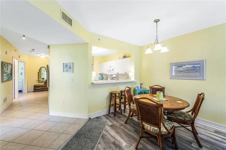7822 Great Heron Way 206, Naples, Florida 34104