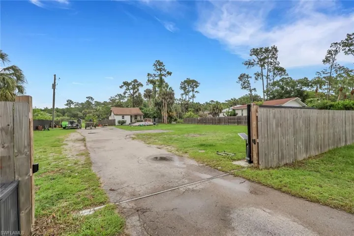 341 Golden Gate Blvd E, Naples, Florida 34120