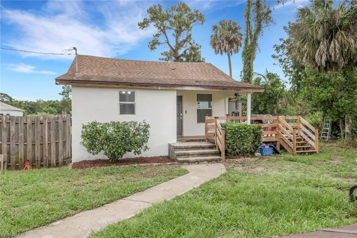 341 Golden Gate Blvd E, Naples, Florida 34120