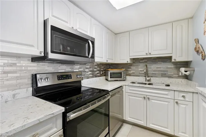 180 Seaview Ct 911, Marco Island, Florida 34145