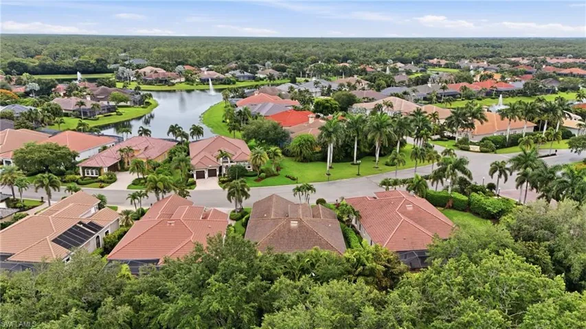 5717 Hammock Isles Dr, Naples, Florida 34119