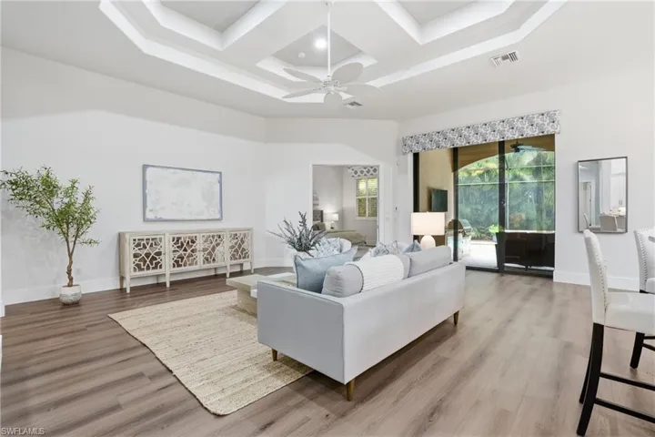 5717 Hammock Isles Dr, Naples, Florida 34119