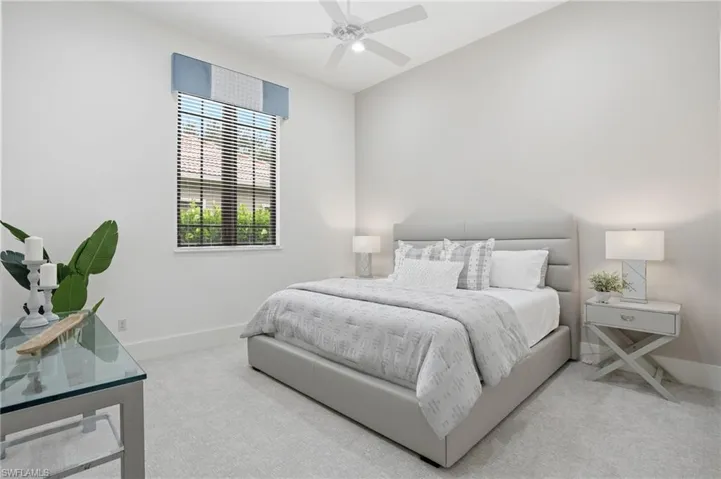 5717 Hammock Isles Dr, Naples, Florida 34119