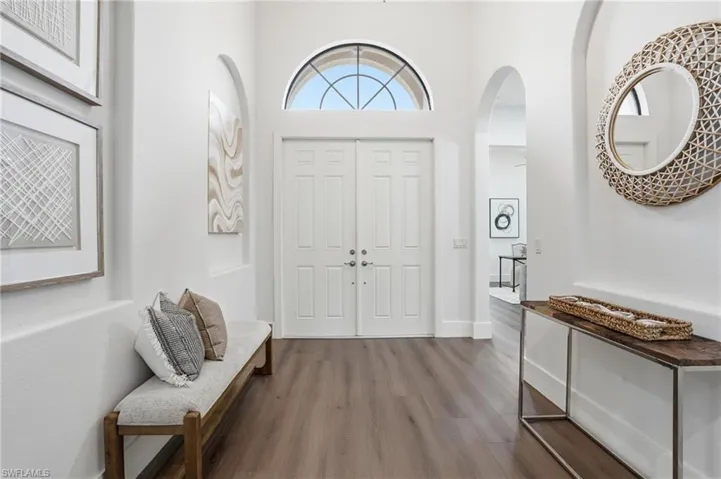 5717 Hammock Isles Dr, Naples, Florida 34119