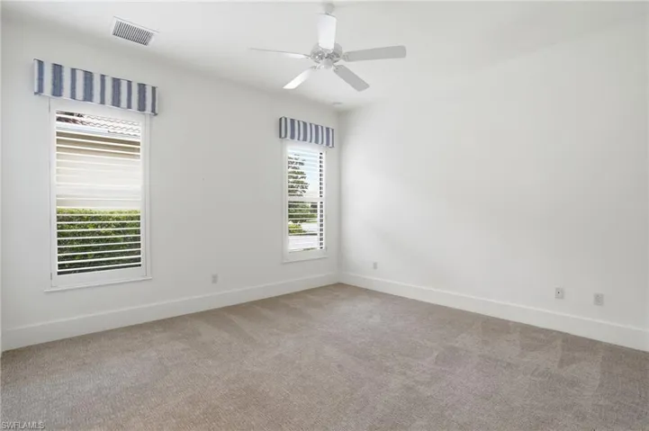 5717 Hammock Isles Dr, Naples, Florida 34119