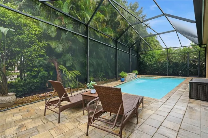 5717 Hammock Isles Dr, Naples, Florida 34119