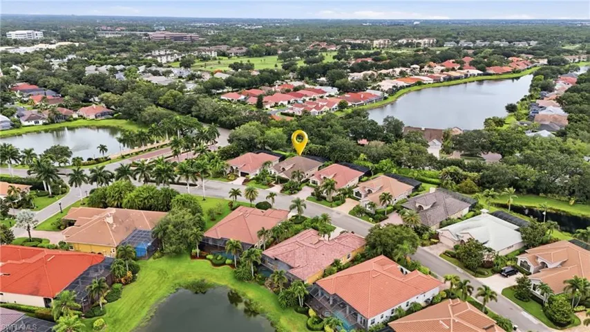 5717 Hammock Isles Dr, Naples, Florida 34119