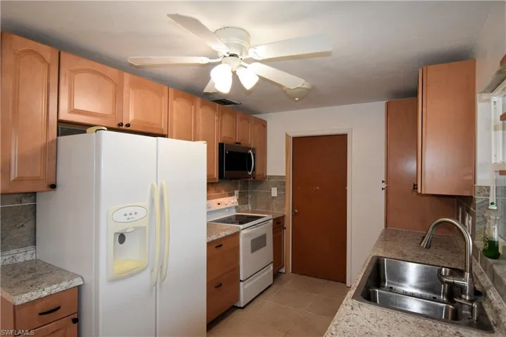 2014 SE 12th TER, CAPE CORAL FL 33990
