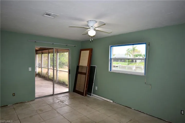 2014 SE 12th TER, CAPE CORAL FL 33990