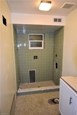 2014 SE 12th TER, CAPE CORAL FL 33990