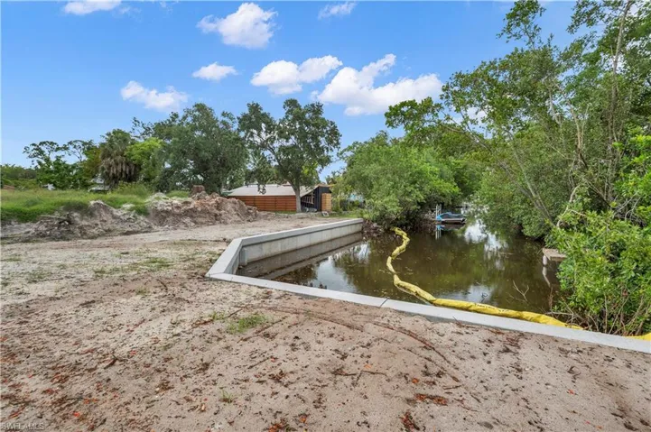 3439 Canal St, Naples, Florida 34112