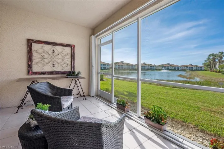 3041  Driftwood  WAY, Naples, FL 34109