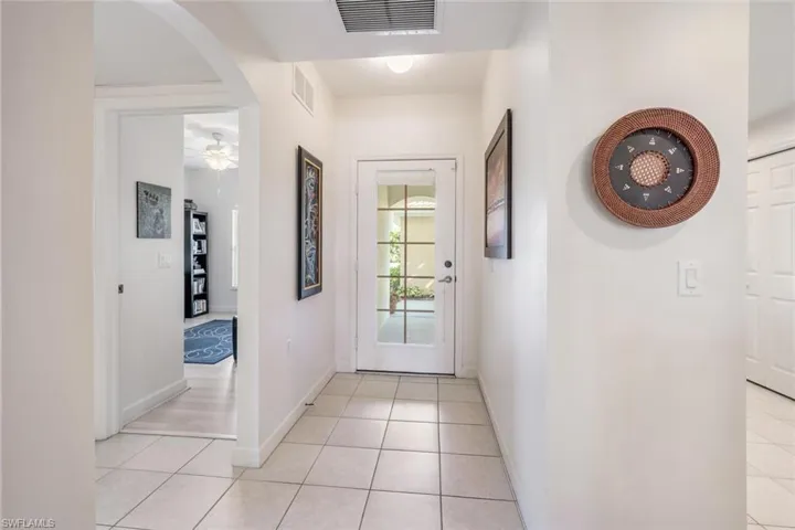 3041  Driftwood  WAY, Naples, FL 34109