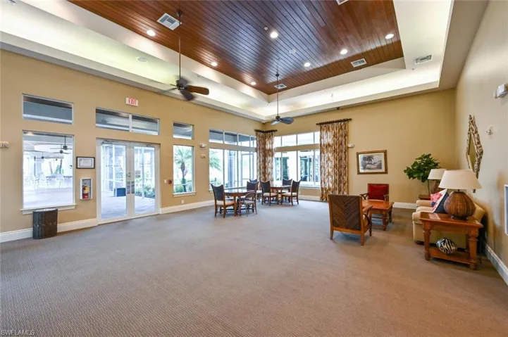 3041  Driftwood  WAY, Naples, FL 34109