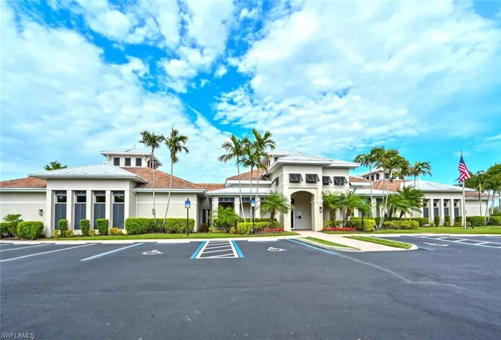 3041  Driftwood  WAY, Naples, FL 34109