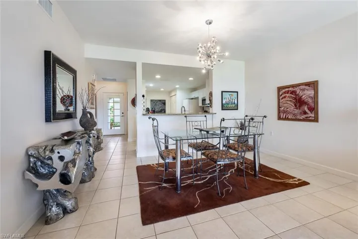 3041  Driftwood  WAY, Naples, FL 34109